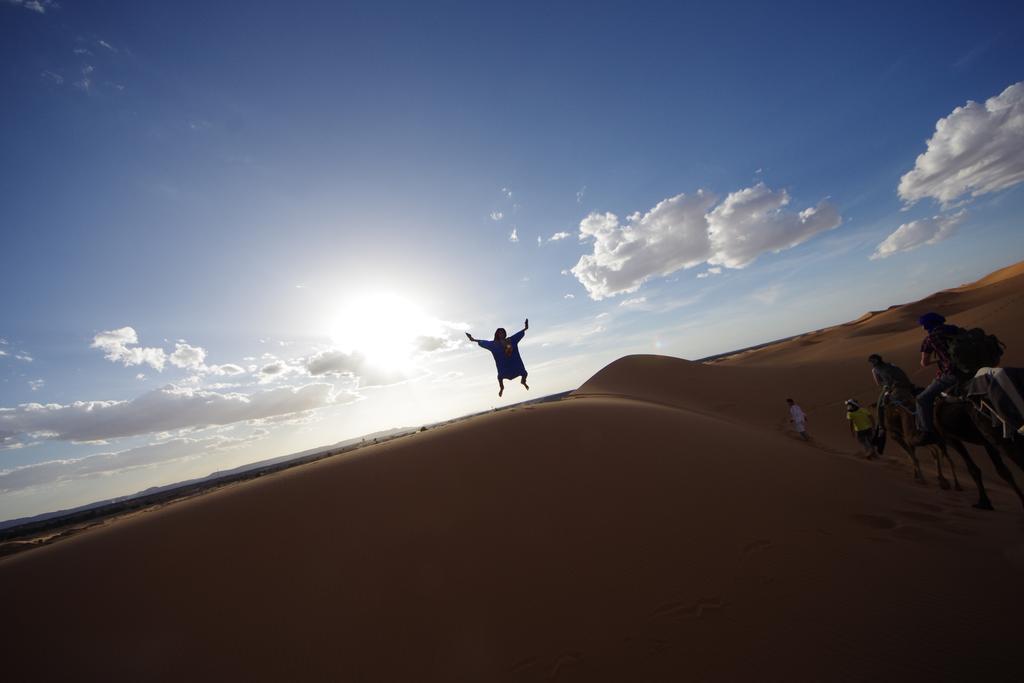 فندق Sahara Camel Tours Camp مرزوكة الغرفة الصورة
