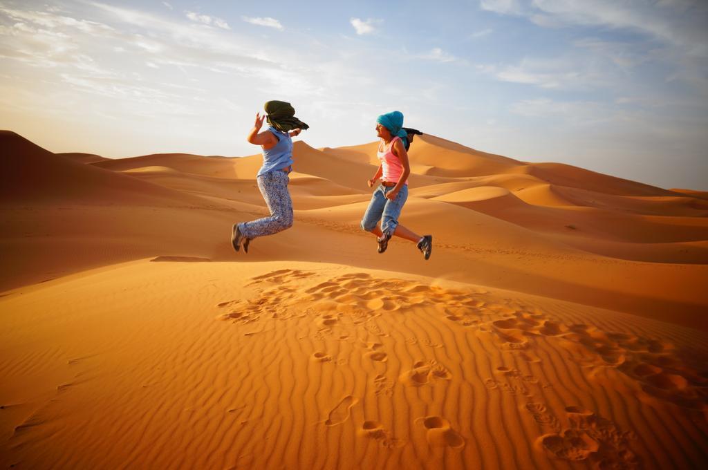 فندق Sahara Camel Tours Camp مرزوكة المظهر الخارجي الصورة