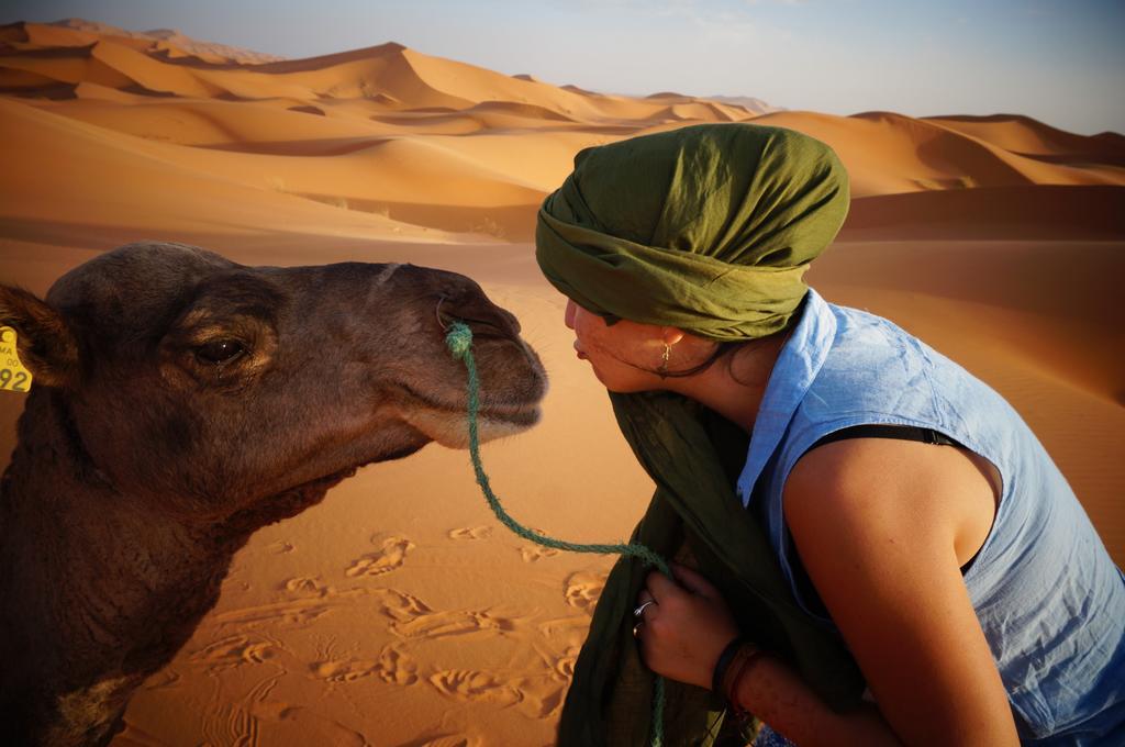 فندق Sahara Camel Tours Camp مرزوكة الغرفة الصورة